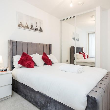 Deluxe Condo Beside 02 Arena And Central London Exterior foto